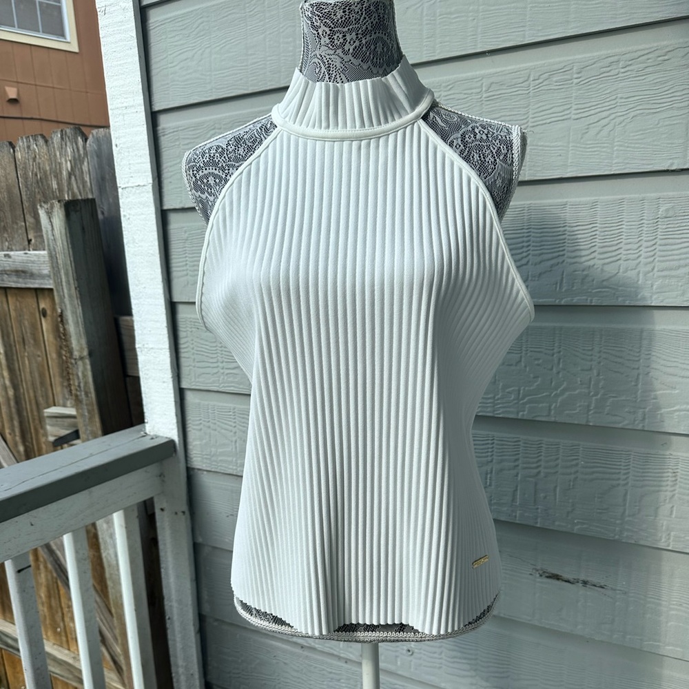 Marc New York Size Medium